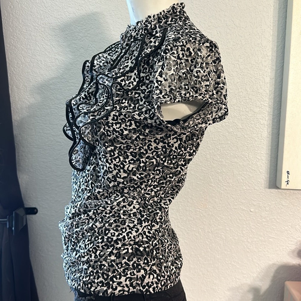 Y2K Heart Soul Black Grey White Cheetah Leopard Print Ruffle Top - Picture 2 of 9